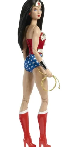 BARBIE SIGNATURE -POUPEE WONDER WOMAN
