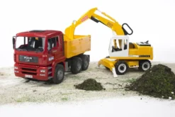 CAMION BENNE MAN AVEC PELLETEUSE LIEBHERR