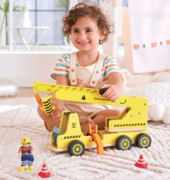 CAMION DE CHANTIER AVEC GRUE MOBILE
