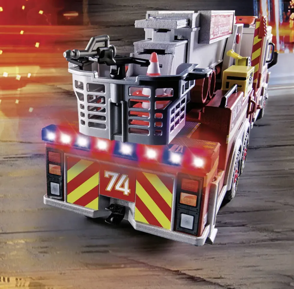 CAMION DE POMPIERS AVEC ECHELLE - 70935