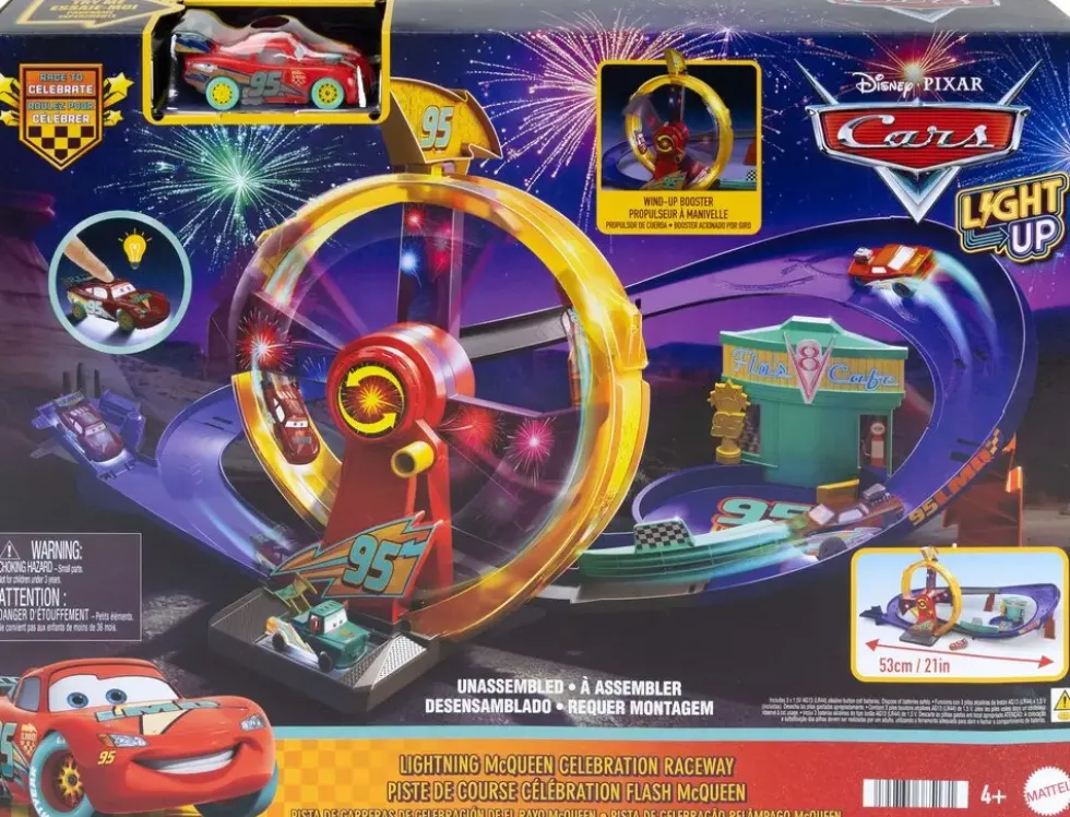 CARS - PISTE CELEBRATIONFLASH MCQUEEN RACE TO CELEBRATE