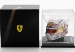 1/5 CASQUE F1 CHARLES LECLERC - SCUDERIA FERRARI HP - GP DE CHINE 2025