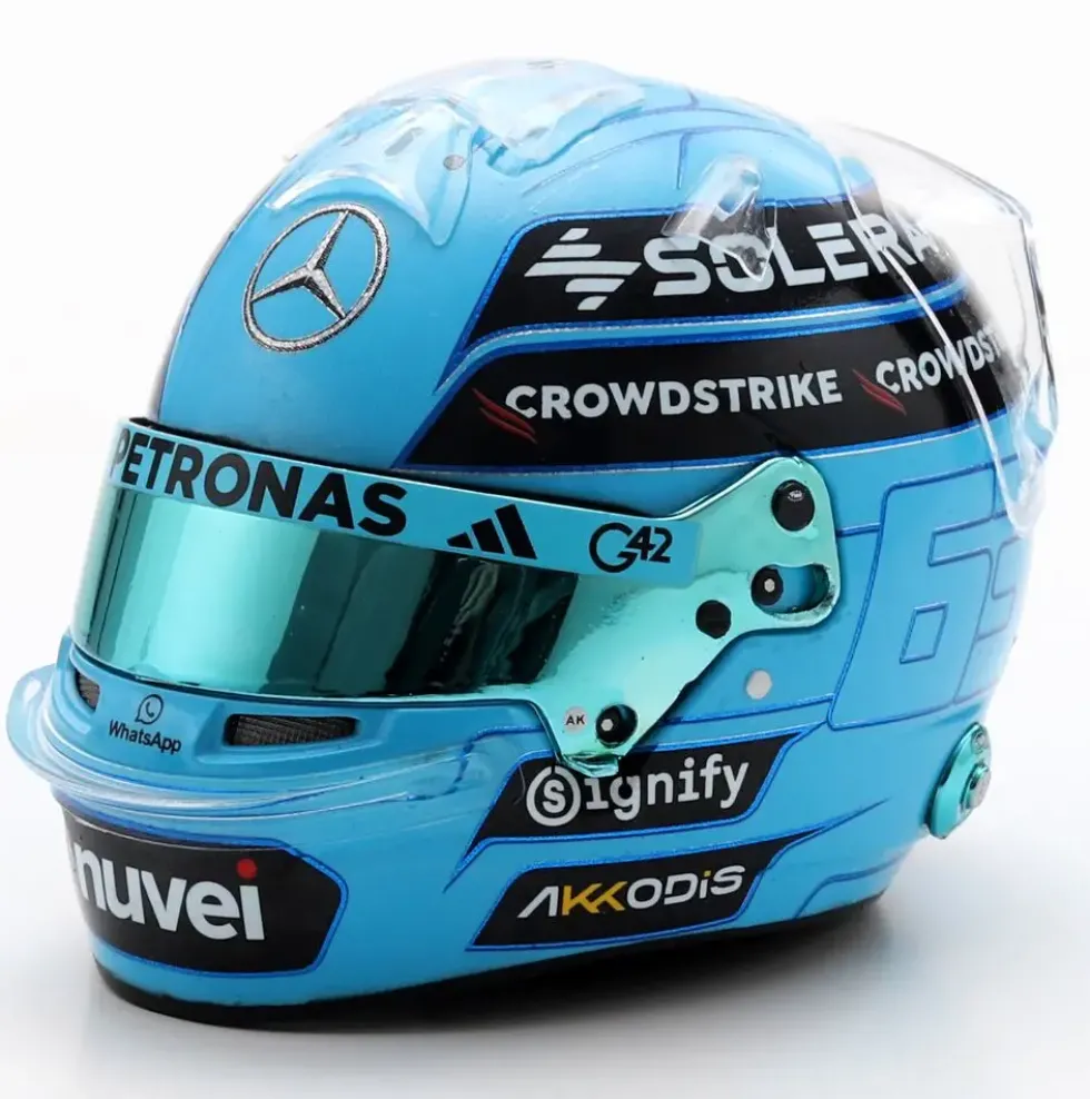 1/5 CASQUE F1 GEORGE RUSSELL - MERCEDES-AMG PETRONAS FORMULE 1 TEAM 2025