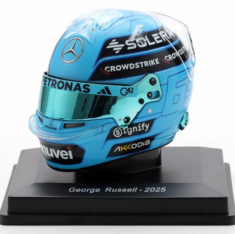 1/5 CASQUE F1 GEORGE RUSSELL - MERCEDES-AMG PETRONAS FORMULE 1 TEAM 2025