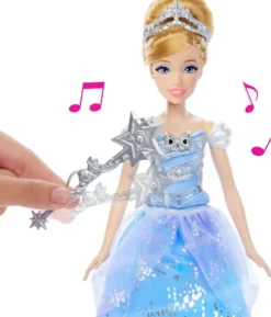 CENDRILLONPOUPEE ET ROBE ENCHANTEE
