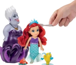 DISNEY PRINCESSES - ARIEL - COFFRET POUPEE ARIEL ET URSULA
