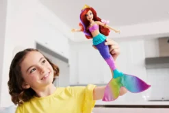 DISNEY PRINCESSES – POUPEE ARIEL NAGEUSE