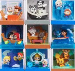 DOORABLES - MOMENT DE FILMS- 2 FIGURINES ET 1 SCENE