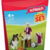 FARMWORLD - FIGURINE SOFIA S'OCCUPE DU BARBECUE