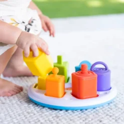 FAT BRAIN - PLUGZY – PLATEAU TRIEUR DE FORMES