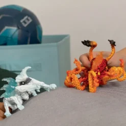 FIGURINE - PIERRE DE LAVE VS INSECTE DE GLACE