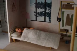 JENNY - MAISON DE POUPEE MANNEQUIN EN BOIS