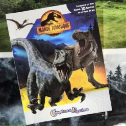 JURASSIC WORLD - COMPTINES ET FIGURINES