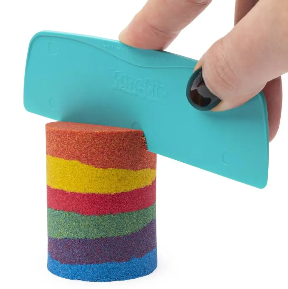 KINETIC SAND -COFFRET ARC-EN-CIEL 390 G + 6 ACCESSOIRES