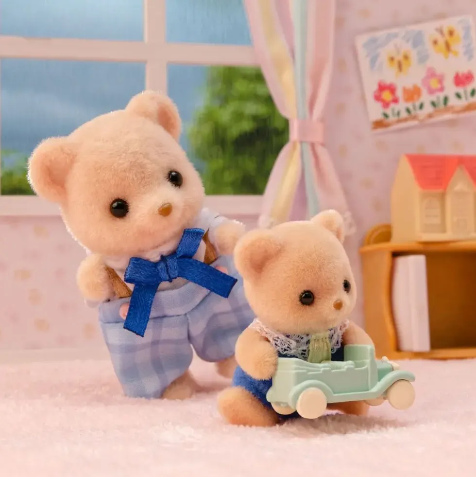 LA FAMILLE OURS BISCUIT -SYLVANIAN FAMILLES