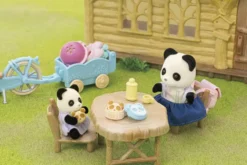 LA FILLE PANDA ET SON VELO AVEC SA REMORQUE - SYLVANIAN VEHICULES