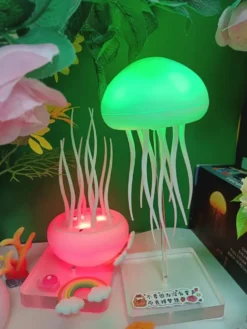 LAMPE MEDUSE DANSANTE