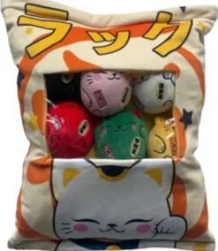 MANEKI NEKO - COUSSIN KAWAII AVEC 6 MINI PELUCHES