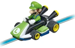 MARIO KART™ - CARRERA FIRST - MARIO VS. LUIGI