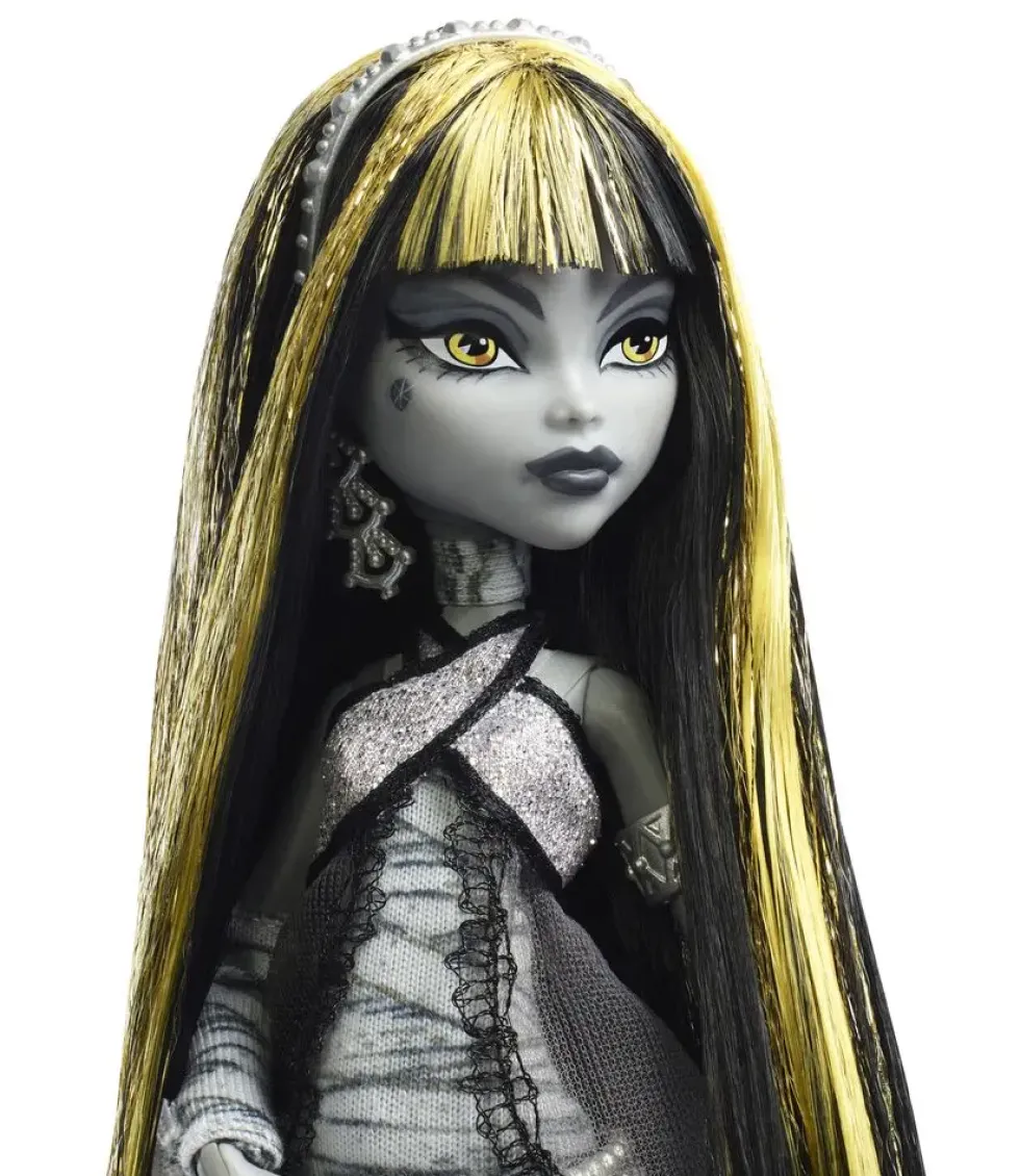MONSTER HIGH DRAME AU CINEMA - POUPEE POUPEE CLEO DE NILE