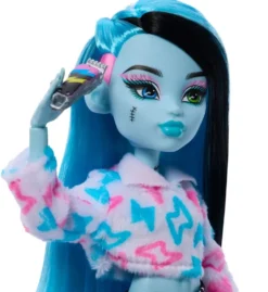 MONSTER HIGH POUPEE CLEO SECRETS DE BEAUTE