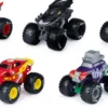 MONSTER JAM - DC™ JUSTICE LEAGUE™VS. THE JOKER™ PACK 5 VEHICULES DIE CAST 1.64