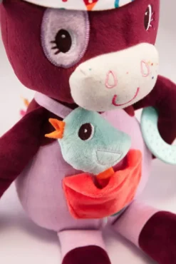 PELUCHE ROSALIE CLAINE D'ACTIVITES