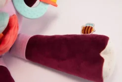 PELUCHE ROSALIE CLAINE D'ACTIVITES
