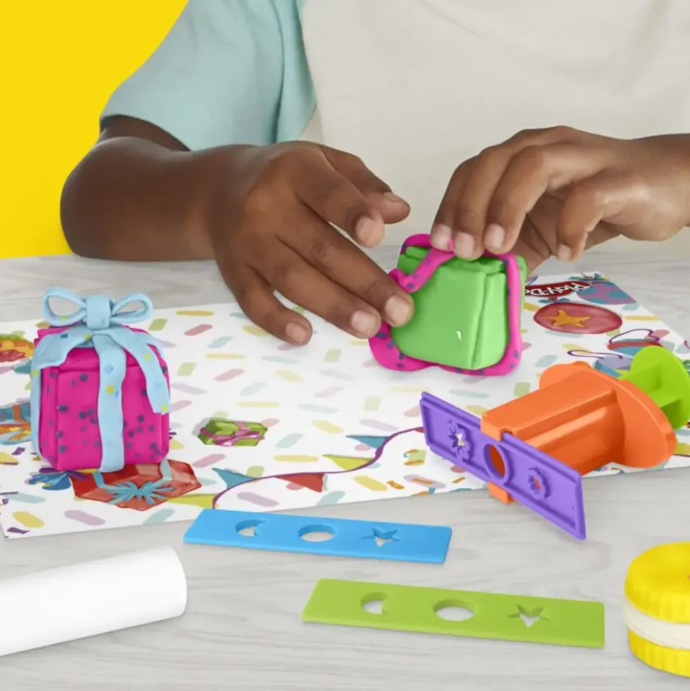PLAY DOH- CADEAUX SURPRISES