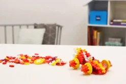 PLUS PLUS -TUBE 200 PIECES VOITURE FEU