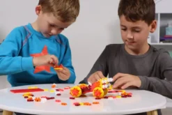 PLUS PLUS -TUBE 200 PIECES VOITURE FEU