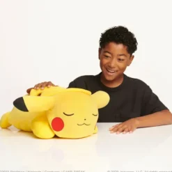 POKEMON - PELUCHE PIKACHU ENDORMI 45 CM