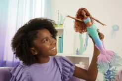 POUPEE ARIEL CHANTANTE
