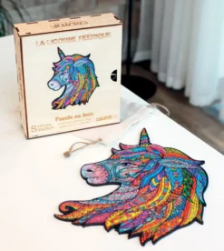 PUZZLE EN BOIS - LA LICORNE FEERIQUE