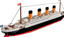 R.M.S. TITANIC 1:450