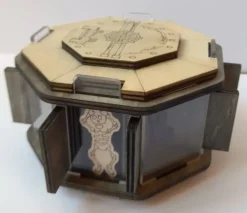 SECRET ESCAPE BOX EVASION