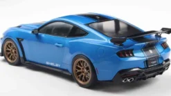 1/18 SHELBY MUSTANG SUPER SNAKE GRABBER BLUE METALLIC 2025