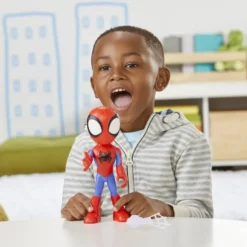 SPIDEY - MEGA FIGURINE 23 CM