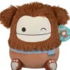 SQUISHMALLOWS - PELUCHE - BENNY LE BIGFOOT BRUN AVEC ECHARPE - 30 CM