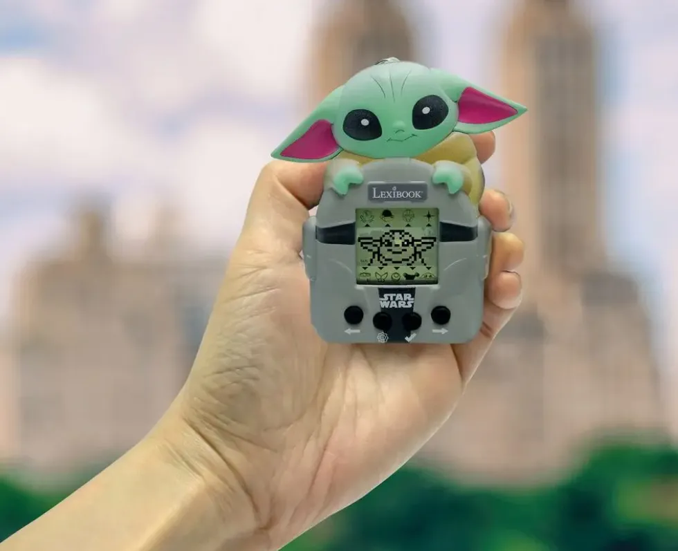 STAR WARS - CONSOLEMY BEST-E® AVEC ECRAN LCD COMPRENANT 3 JEUX DE L'UNIVERS