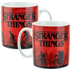 STRANGER THINGS - MUG ET AUTOCOLLANT