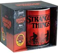STRANGER THINGS - MUG ET AUTOCOLLANT