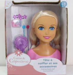 TETE A COIFFER ET SES ACCESSOIRES