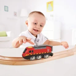 TRAIN A MANIVELLE