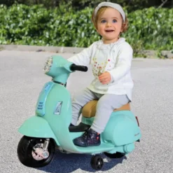 TURBO CHALLENGE - PORTEUR ELECTRIQUE - MINI VESPA GTS VERT D'EAU