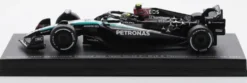 1/64 VOITURE MERCEDES-AMG W15 N44 MERCEDES-AMG PETRONAS FORMULE 1 TEAM GP BAHRAIN 2024 LEWIS HAMILTON