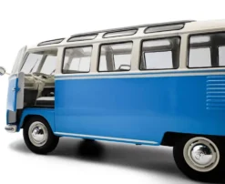 1/18 VOLKSWAGEN T1 21 WINDOWS BABY BLUE / WHITE 1962